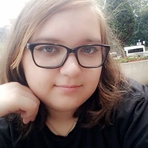 Meet your Posher, Alexandra